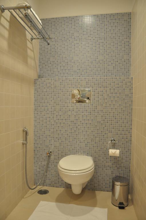 Red Fox Hotel, Csandígarh Kültér fotó