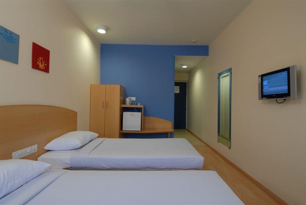 Red Fox Hotel, Csandígarh Kültér fotó